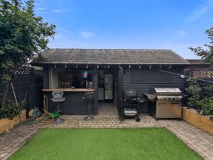 Photo 16- click for photo gallery